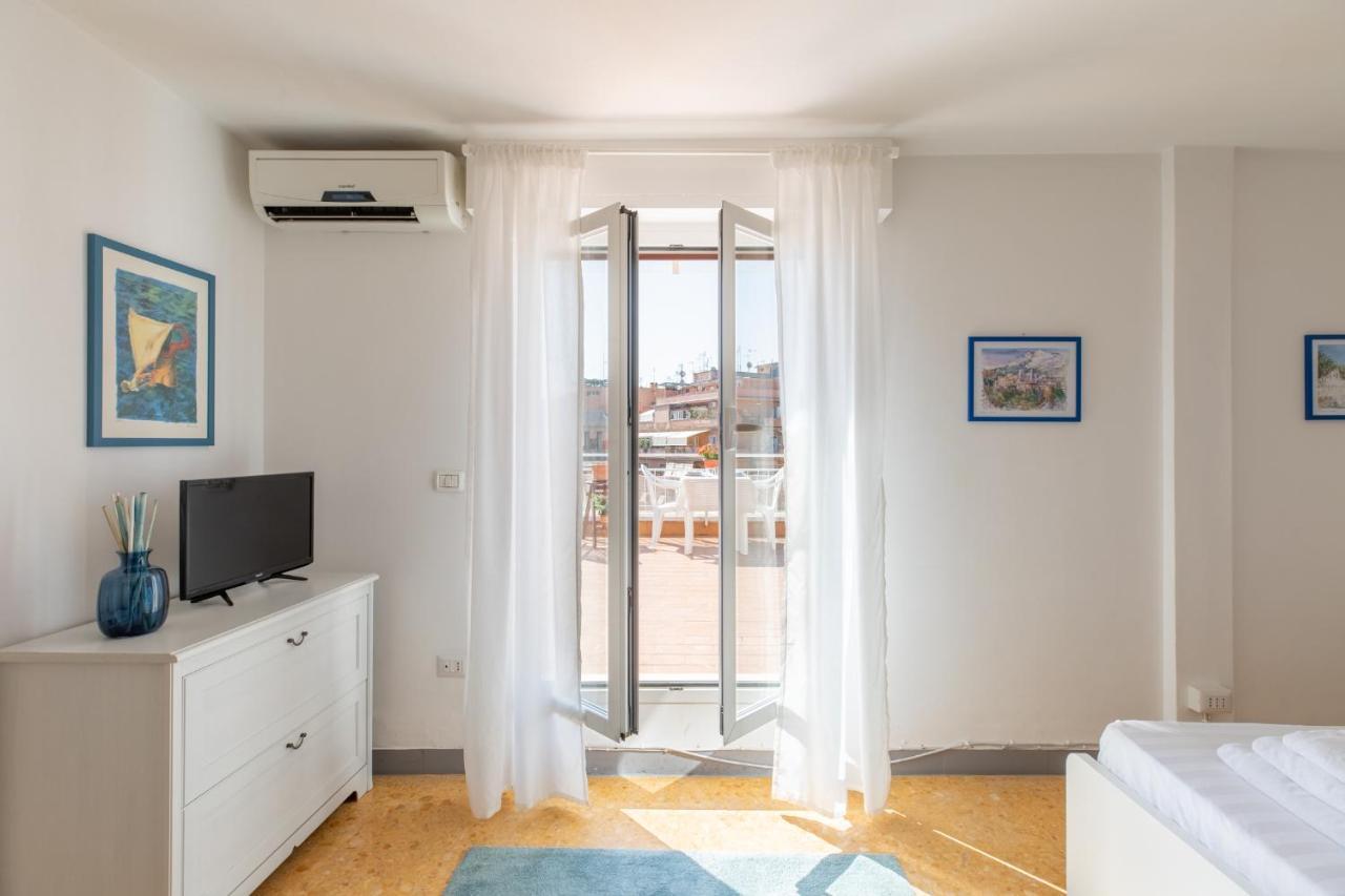 Iflat Shiny Penthouse In Balduina Apartment Rome Bagian luar foto