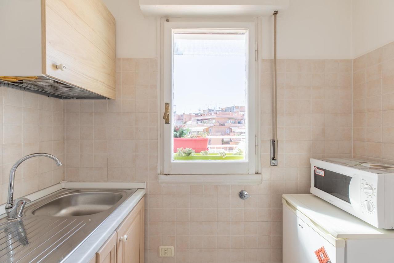 Iflat Shiny Penthouse In Balduina Apartment Rome Bagian luar foto